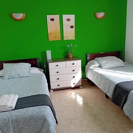 Reina Villa