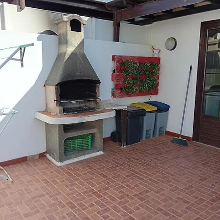 Reina Villa Costa Teguise